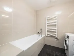 Pronájem bytu 3+kk, Praha - Karlín, Sokolovská, 88 m2