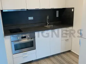 Pronájem bytu 1+kk, Pardubice, nábřeží Závodu míru, 42 m2