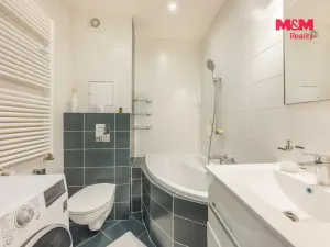 Prodej bytu 2+kk, Praha - Suchdol, Holubí, 40 m2