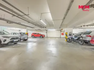 Prodej bytu 2+kk, Praha - Suchdol, Holubí, 40 m2