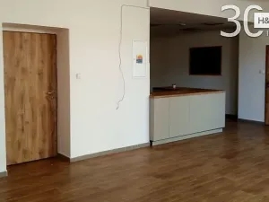 Pronájem obchodního prostoru, Hranice, 195 m2