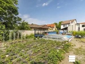 Prodej rodinného domu, Tišice, Okružní, 438 m2