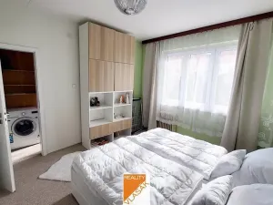 Pronájem bytu 2+1, Kadaň, Chomutovská, 56 m2