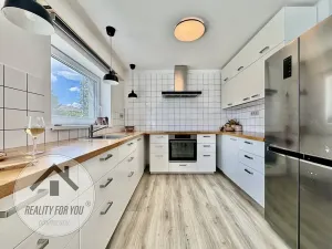 Prodej rodinného domu, Bělá pod Bezdězem, Radechovská, 240 m2