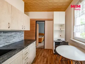 Prodej bytu 2+1, Aš, Hlavní, 51 m2
