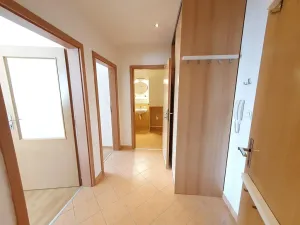 Pronájem bytu 2+kk, Praha - Letňany, Beranových, 62 m2