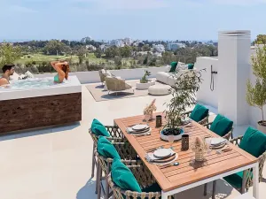 Prodej bytu 3+kk, Estepona, Španělsko, 81 m2