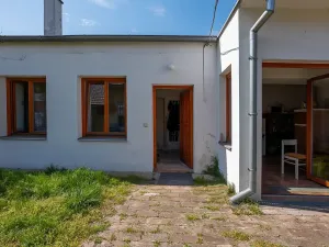 Prodej rodinného domu, Ovčáry, 160 m2