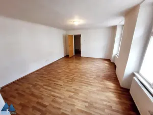 Pronájem bytu 2+1, Hostinné, 60 m2