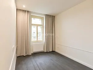Pronájem bytu 4+kk, Praha - Vinohrady, Laubova, 167 m2