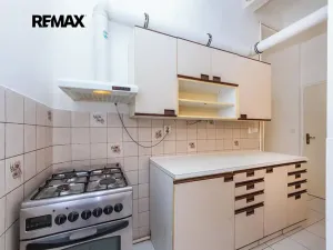 Prodej bytu 2+kk, Praha - Strašnice, Černokostelecká, 52 m2
