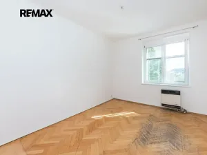 Prodej bytu 2+kk, Praha - Strašnice, Černokostelecká, 52 m2