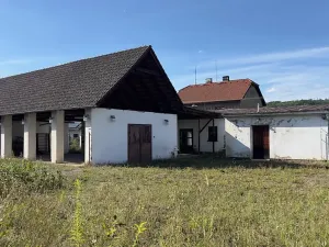 Prodej komerčního pozemku, Roztoky, 2151 m2