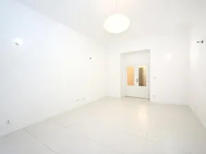 Pronájem bytu 3+1, Praha - Smíchov, Kroftova, 84 m2