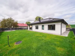 Prodej rodinného domu, Líšťany, 120 m2