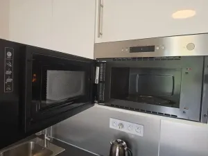 Pronájem bytu 1+kk, Praha - Jinonice, Kloudova, 23 m2