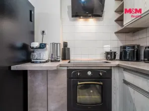 Prodej bytu 1+kk, Hradec Králové, Škroupova, 34 m2