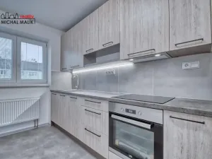 Pronájem bytu 2+1, Hranice, Cementářské sídliště, 56 m2