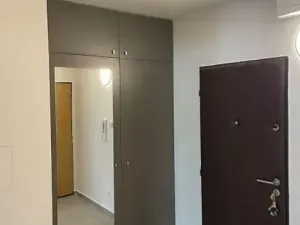 Pronájem bytu 2+kk, Praha - Troja, Krosenská, 45 m2