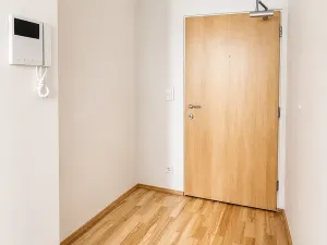 Pronájem bytu 2+kk, Praha - Žižkov, Ke kapslovně, 58 m2