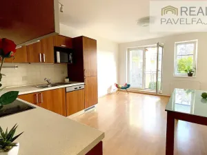Pronájem bytu 3+kk, Praha - Hostivař, Bratislavská, 67 m2