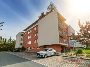 Prodej bytu 2+kk, Hradec Králové - Třebeš, Svatojánská, 34 m2