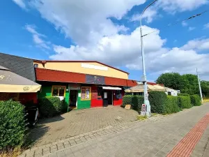 Pronájem obchodního prostoru, Brno, Svratecká, 24 m2