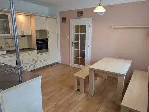 Prodej vícegeneračního domu, Dříteň, 332 m2