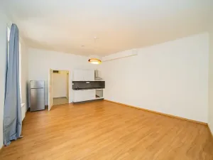 Pronájem bytu 1+kk, Praha - Nové Město, Lípová, 35 m2