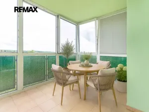Prodej bytu 4+kk, Praha - Horní Počernice, V javorech, 93 m2
