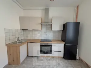 Pronájem rodinného domu, Praha - Kobylisy, Líbeznická, 170 m2