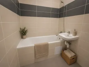 Pronájem bytu 4+1, Litvínov, Valdštejnská, 69 m2