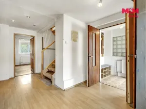 Prodej rodinného domu, Králův Dvůr - Počaply, nám. 1. máje, 155 m2