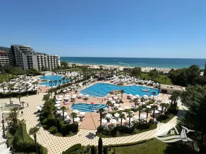 Prodej bytu 2+kk, Nesebar, Bulharsko, 72 m2