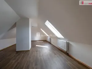 Pronájem výrobních prostor, Doksy, Václ. Plecitého, 4300 m2