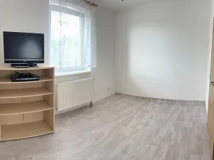 Pronájem bytu 2+kk, Šlapanice, Švehlova, 39 m2