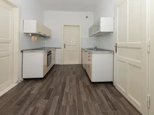 Pronájem bytu 2+1, Praha - Vinohrady, Varšavská, 70 m2