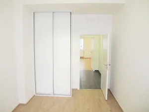 Pronájem bytu 2+kk, Praha - Libeň, Vacínova, 37 m2