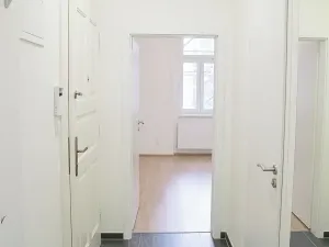 Pronájem bytu 2+kk, Praha - Libeň, Vacínova, 37 m2
