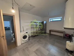 Prodej rodinného domu, Lužany, 156 m2