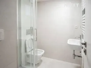 Prodej bytu 1+kk, Praha - Kyje, Vajgarská, 15 m2