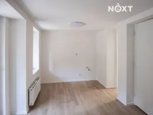 Prodej bytu 1+kk, Praha - Kyje, Vajgarská, 15 m2