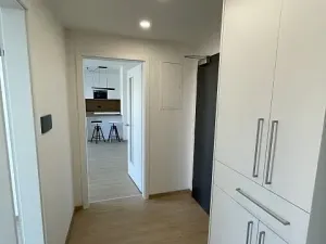 Pronájem bytu 3+kk, Praha - Řeporyje, Haenkeho, 80 m2