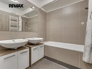 Prodej bytu 3+kk, Praha - Letňany, Hlučkova, 81 m2