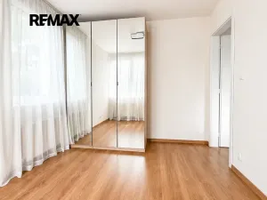 Pronájem bytu 2+kk, Praha - Hloubětín, Kbelská, 54 m2