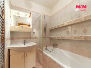 Prodej bytu 3+1, Chodov, Husova, 68 m2