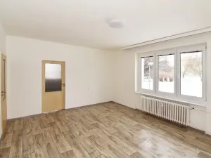 Pronájem bytu 2+1, Chomutov, Haškova, 50 m2