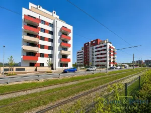 Prodej bytu 2+kk, Praha - Hlubočepy, Fabiánové, 45 m2