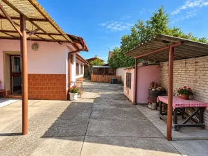 Prodej rodinného domu, Tasov, 200 m2