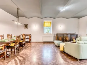 Prodej rodinného domu, Očihov, 497 m2